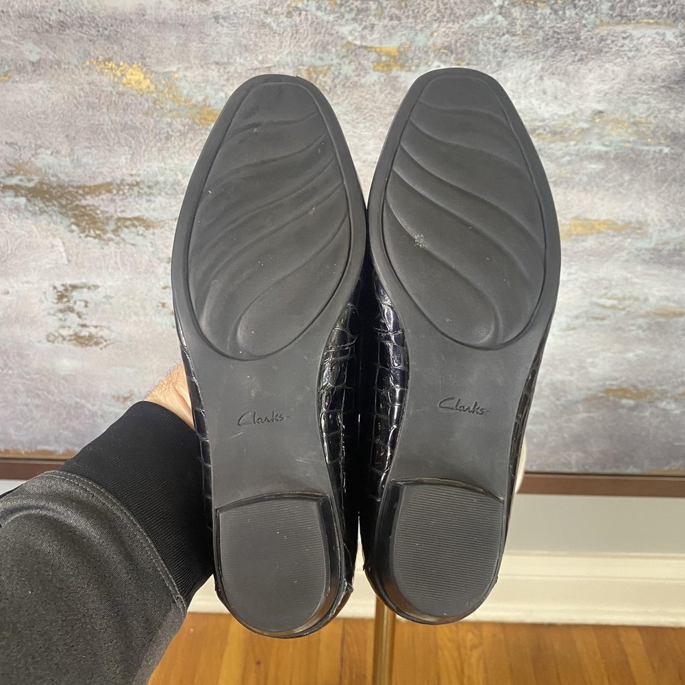 Clarks Collection Shoes Womens Size 8.5 Black Croc Embossed Slip On Loafers - Picture 11 of 11